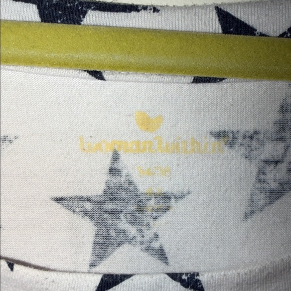 Star-Patterned Women's Top - Picture 2 of 3